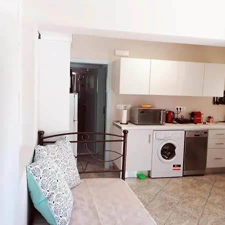 Meimetis House Apartment
